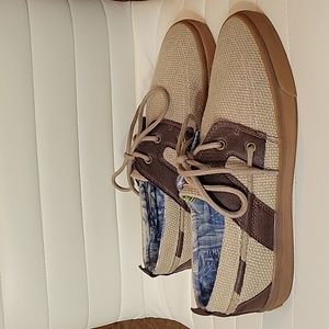 Tommy Bahama Men's Size 11 Light Brown Stripe Breaker Lace On Boat Shoes